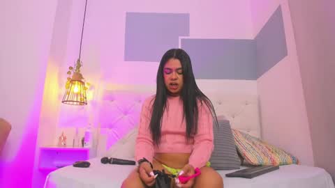 hanah_gray online show from February 2025 11:28:02 AM