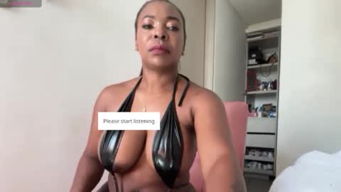 Snapshot of hanarousee chatting on November 2025 02:41:01 PM Twtter Onlyfns HanaRousee online show from November 2025 02:41:01 PM