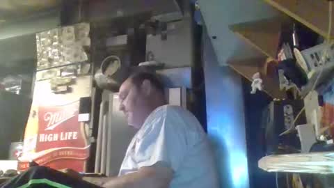 naked man online show from November 2025 01:33:02 PM