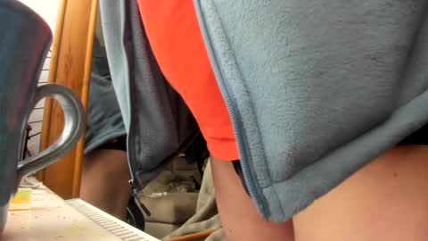 handncocknocum online show from January 2025 11:23:02 AM