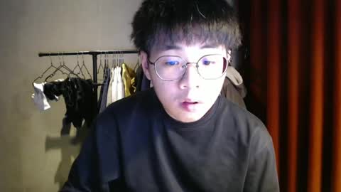 handsome_mannn online show from December 2024 07:19:02 PM