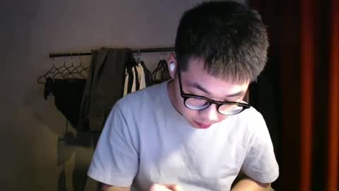 handsome_mannn online show from January 2025 03:18:02 AM