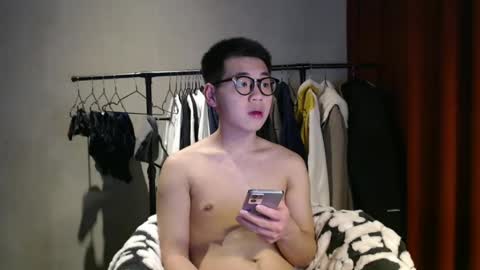 handsome_mannn online show from January 2025 07:13:01 PM