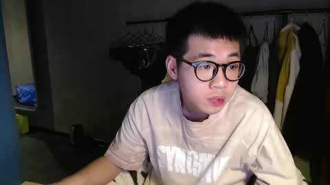 handsome_mannn online show from January 2025 01:32:01 AM