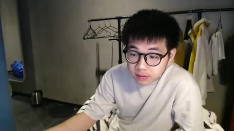handsome_mannn online show from February 2025 02:04:02 AM