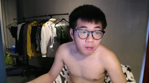 handsome_mannn online show from February 2025 12:52:02 PM