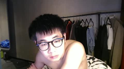 handsome_mannn online show from February 2025 06:21:01 PM