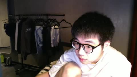 handsome_mannn online show from February 2025 08:36:01 PM