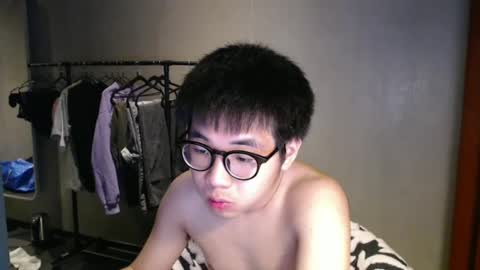 handsome_mannn online show from February 2025 12:19:02 AM