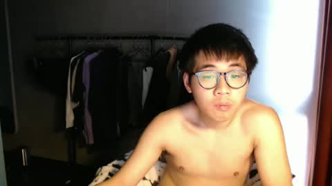 handsome_mannn online show from March 2025 01:27:02 PM