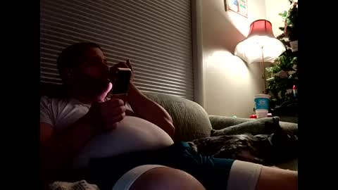 handsomedaddy198923 online show from September 2025 07:52:02 AM