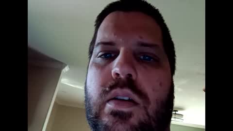 handsomedaddy198923 online show from October 2025 05:32:02 PM