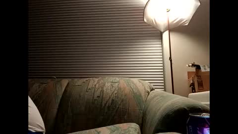 handsomedaddy198923 online show from October 2025 07:29:01 AM