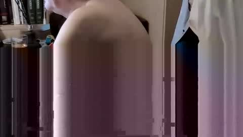 Snapshot of handz2 chatting on November 2025 10:41:02 PM handz2 online show from November 2025 10:41:02 PM