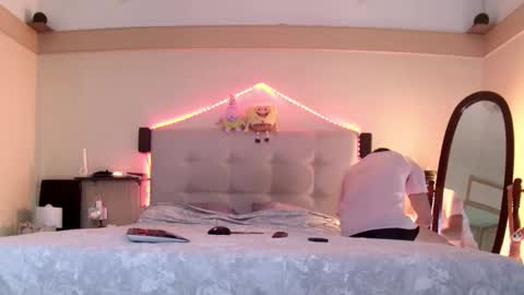 hane40 online show from October 2025 10:10:01 PM