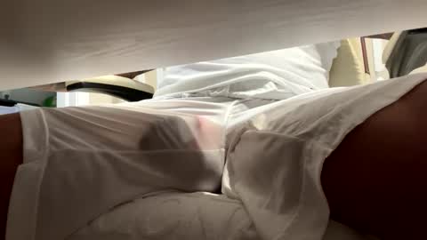 Snapshot of hangit0ut chatting on March 2025 12:55:02 PM hangit0ut online show from March 2025 12:55:02 PM