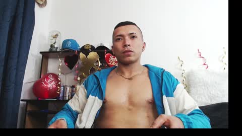 Hank online show from February 2025 10:10:01 PM