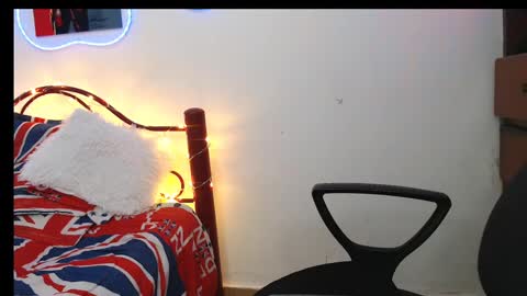 Hank online show from March 2025 03:13:02 AM