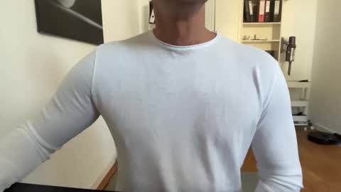 Snapshot of hankmoody6 chatting on October 2025 09:37:01 AM hanky online show from October 2025 09:37:01 AM