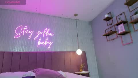 hanna_bastian_vc online show from October 2025 12:44:02 AM