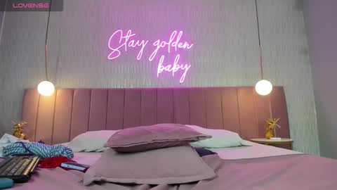 hanna_bastian_vc online show from October 2025 02:49:01 PM