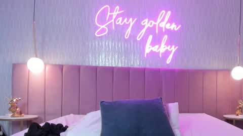 hanna_bastian_vc online show from November 2025 02:17:02 PM