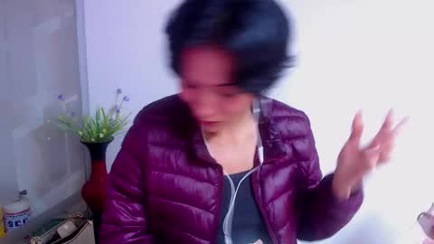 Sara online show from March 2025 07:21:02 PM