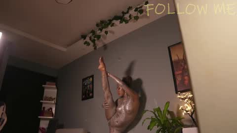 Snapshot of hanna_chris chatting on September 2025 11:08:01 PM HANNA online show from September 2025 11:08:01 PM