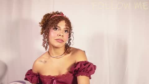 Snapshot of hanna_chris chatting on September 2025 11:09:02 PM HANNA online show from September 2025 11:09:02 PM