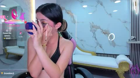 Hanna online show from September 2025 06:35:01 PM