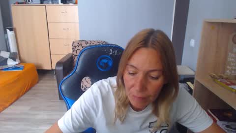 Snapshot of hanna_ha chatting on September 2025 12:27:02 PM hanna_ha online show from September 2025 12:27:02 PM