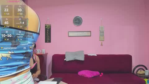 Snapshot of hanna_mature01 chatting on October 2025 01:31:01 PM Hanna online show from October 2025 01:31:01 PM