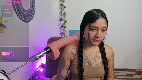 Camila online show from February 2025 09:00:01 PM