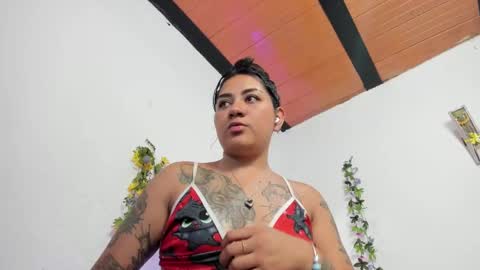 Camila online show from February 2025 10:09:01 PM