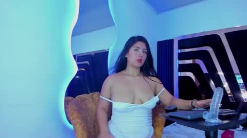 HannaClaire online show from March 2025 04:35:02 PM