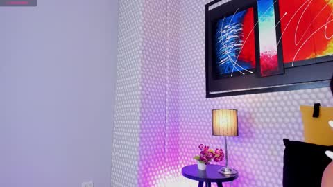 Hanna online show from October 2025 03:17:01 AM