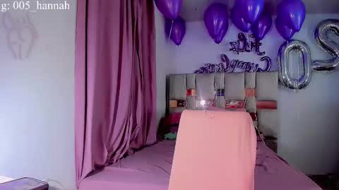 hannahsmit_ online show from October 2025 04:40:02 AM