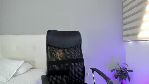 hannamartinnez online show from February 2025 04:21:02 PM