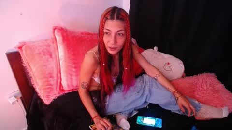 hannaqueen23 online show from October 2025 11:35:02 PM