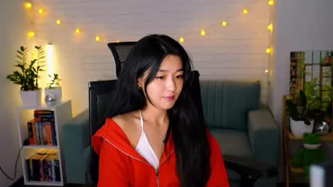 hannarosie online show from September 2025 07:30:01 PM