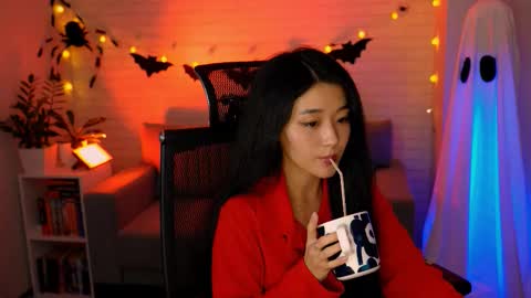 hannarosie online show from October 2025 07:25:02 PM