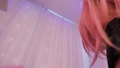 Snapshot of hannie_ws chatting on February 2025 04:07:01 PM Hannie ws online show from February 2025 04:07:01 PM