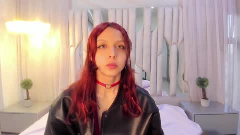 Hanni  online show from February 2025 11:31:02 AM