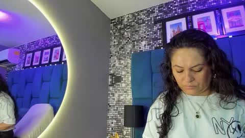 HANNY online show from November 2025 11:19:01 AM