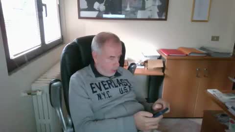 Snapshot of hanscooper chatting on October 2025 02:06:02 PM hanscooper online show from October 2025 02:06:02 PM