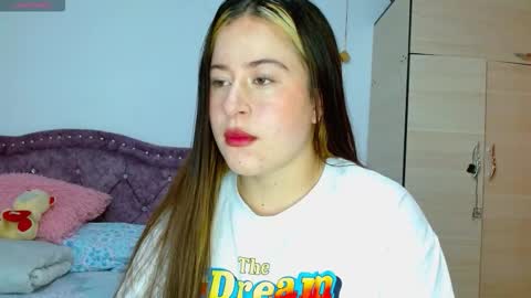 Snapshot of hanssel_tess chatting on October 2025 12:38:02 PM isabella online show from October 2025 12:38:02 PM