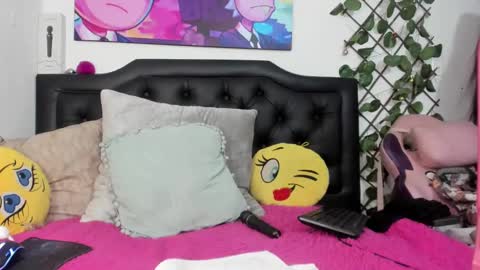 hanyjane online show from February 2025 05:49:02 PM