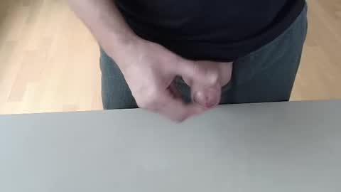 Snapshot of happybugger chatting on February 2025 12:54:02 PM Cum for you online show from February 2025 12:54:02 PM