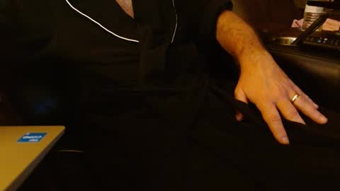 Snapshot of happyhogan1 chatting on September 2025 09:08:02 AM Jhonassmann12 online show from September 2025 09:08:02 AM