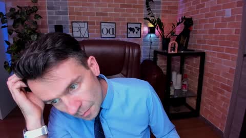 Steve online show from December 2024 12:47:01 PM